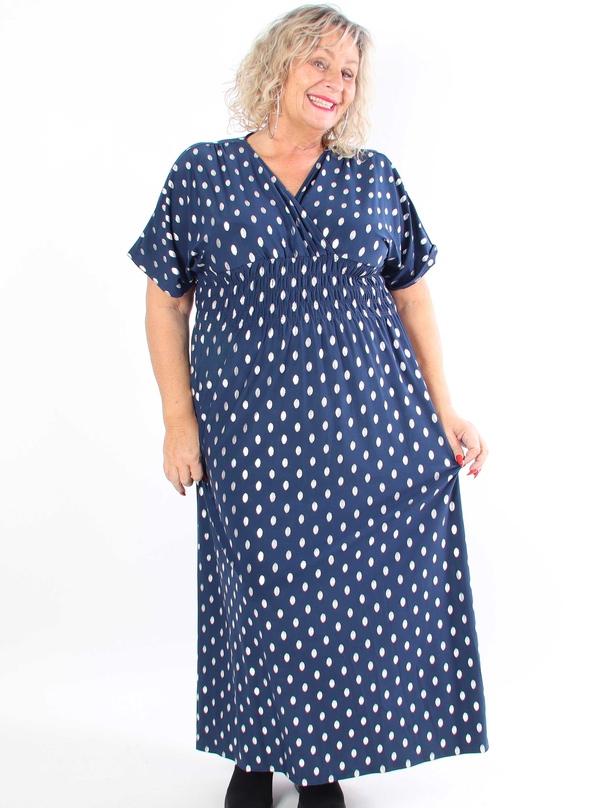 Pams Dot - Lång stretchig plus size-klänning med prickig detalj